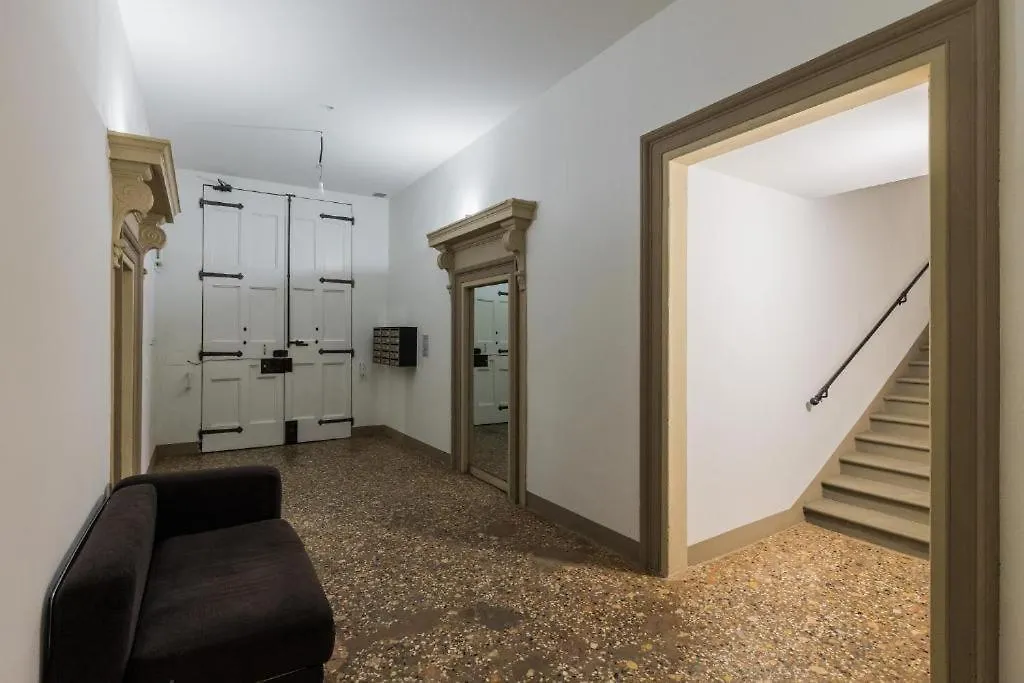 Casa Gini Apartments - The Terrace Μπολόνια 0*,