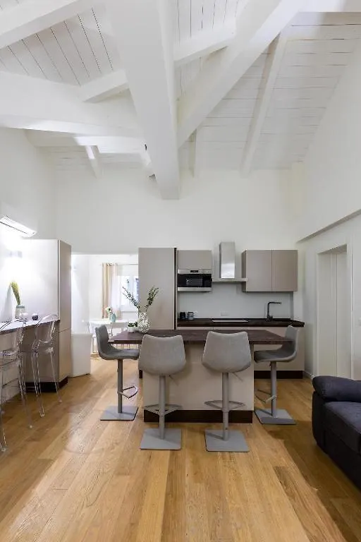 Casa Gini Apartments - The Terrace Μπολόνια 0*,