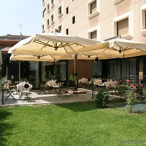 4* Hotel Jr Amadeus
