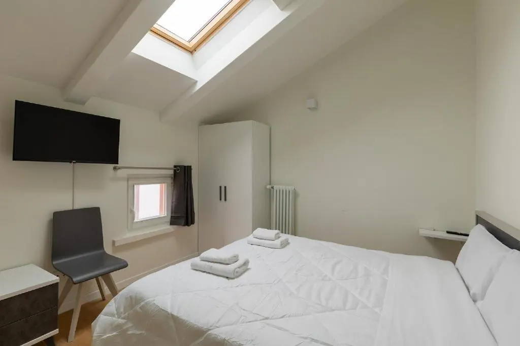 Casa Gini Apartments - The Terrace Bologna 0*,  Italy