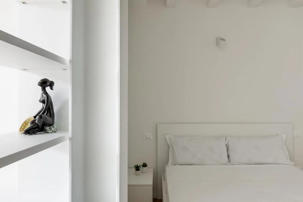 Casa Gini Apartments - The Terrace Bologna Italy