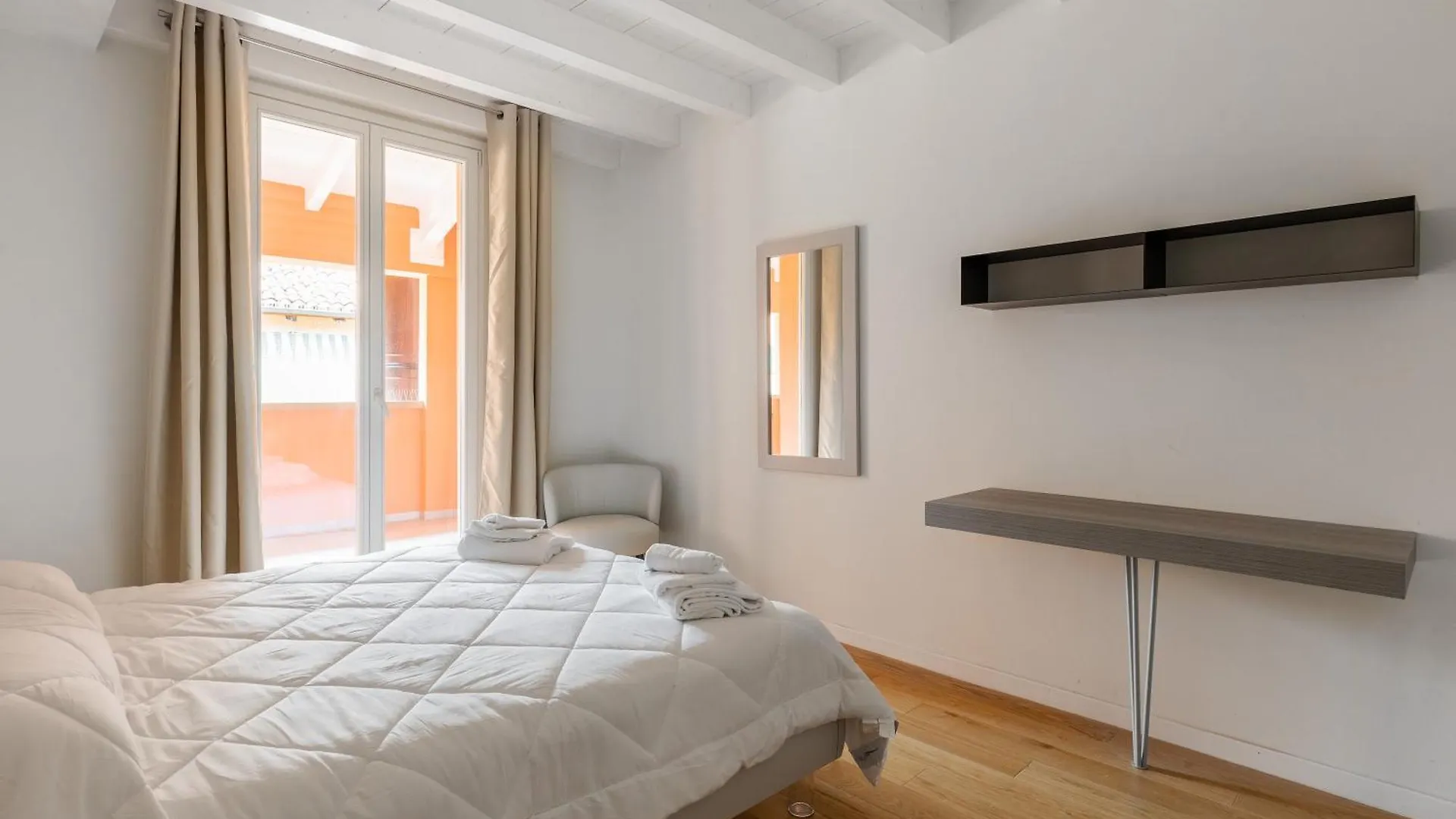 Casa Gini Apartments - The Terrace Bologna