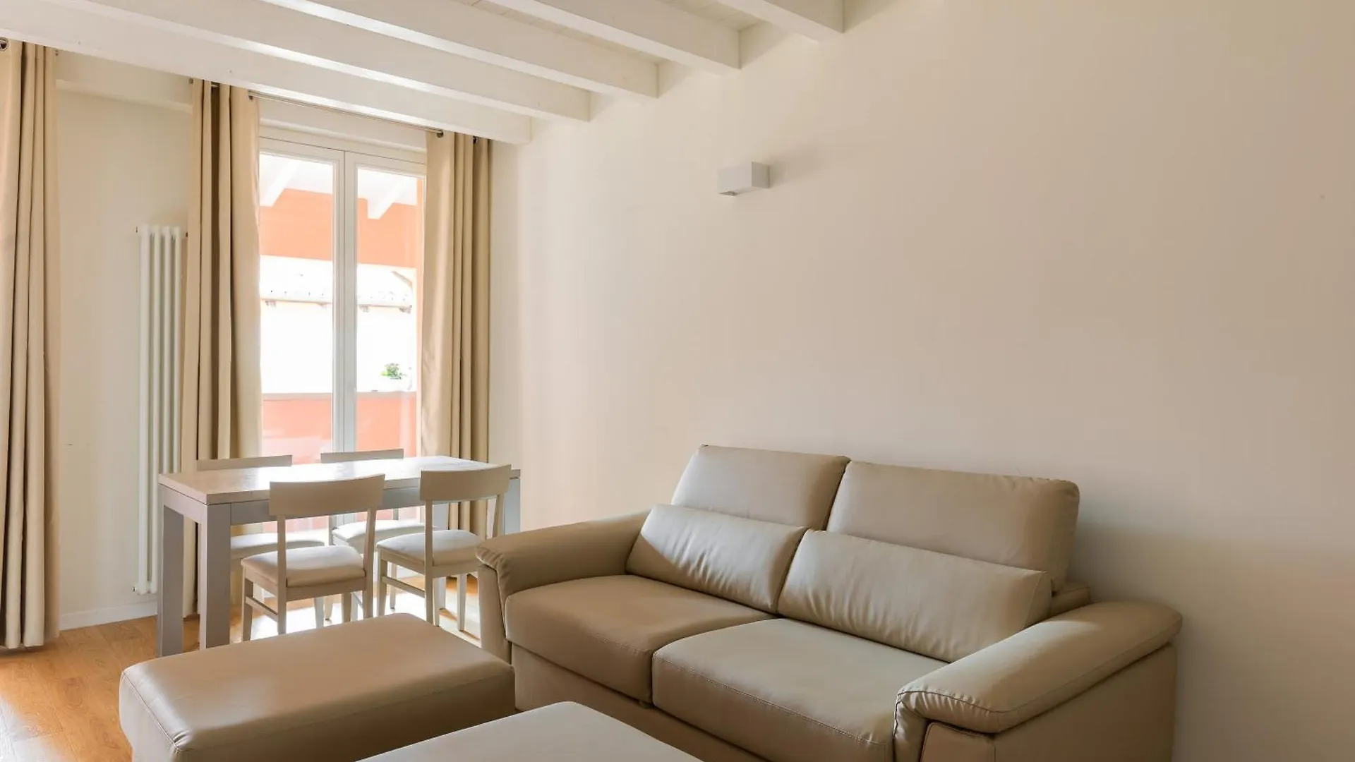 Casa Gini Apartments - The Terrace Bologna Italy