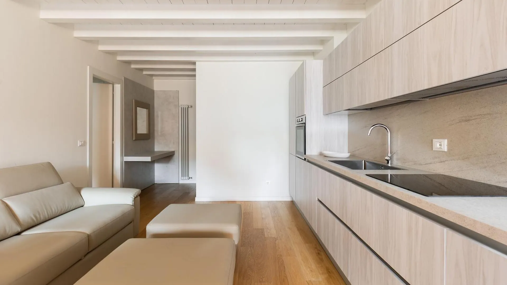 Casa Gini Apartments - The Terrace Bologna Italy